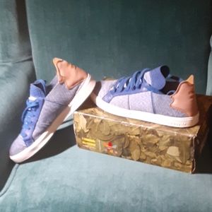 Adidas Pharrell William's Sneakers